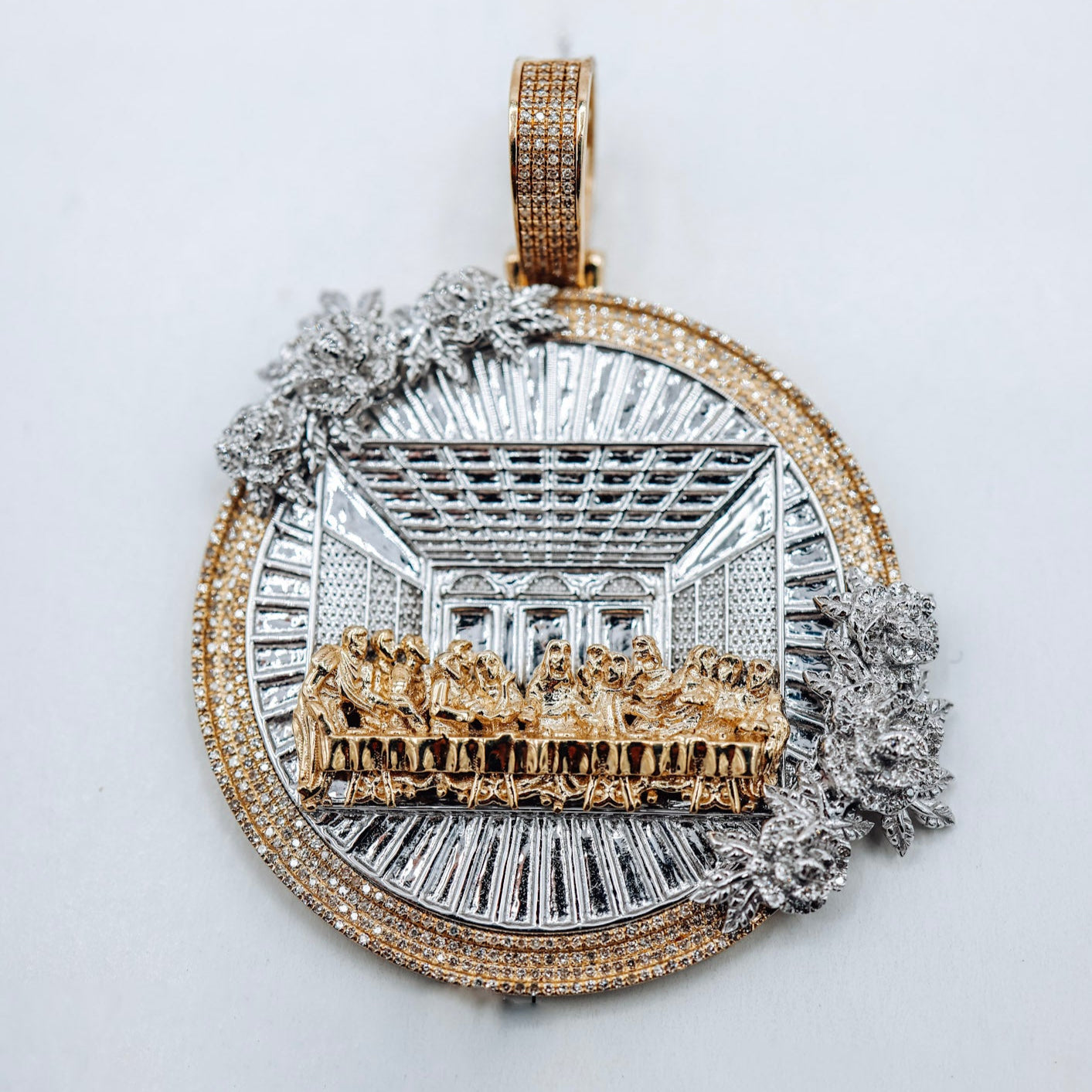 10K Last Supper 0.84CTW Diamond Charm
