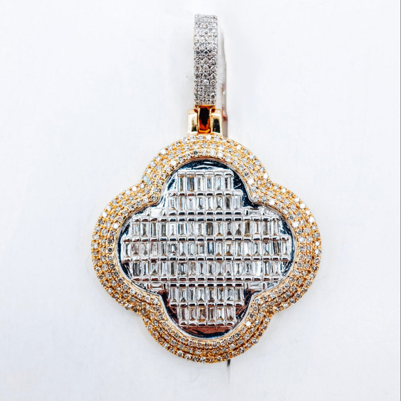 10K 1.64CTW Big Clover Diamond Charm
