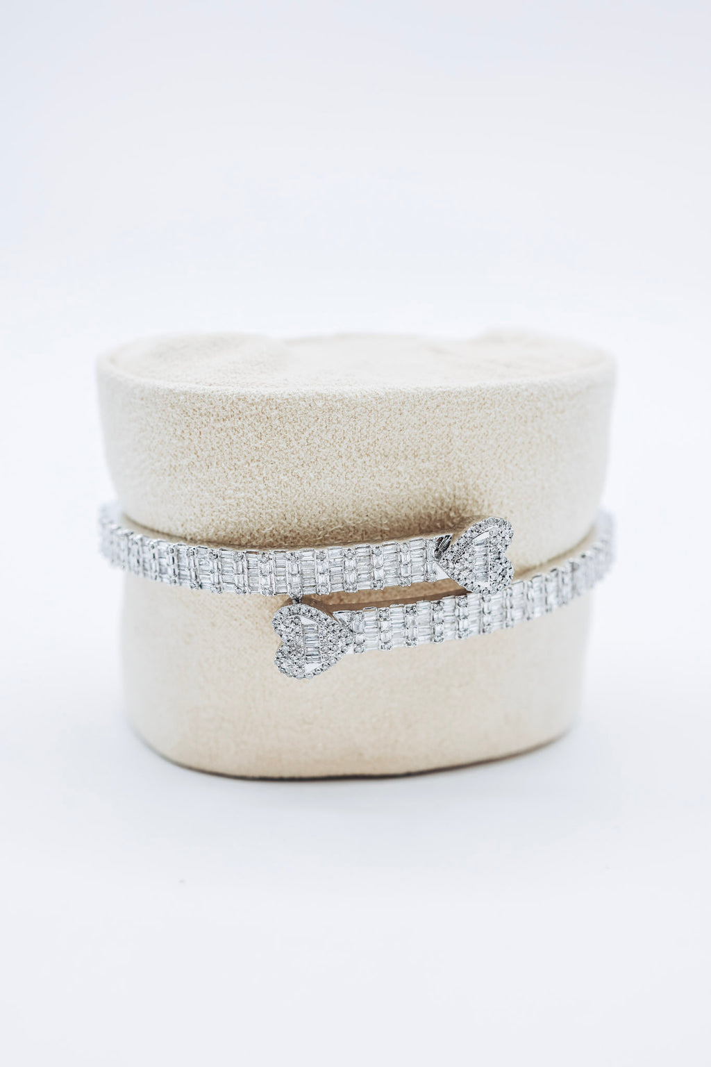 Heart Bangle 10K 0.77CTW Ladies Diamond Bangle