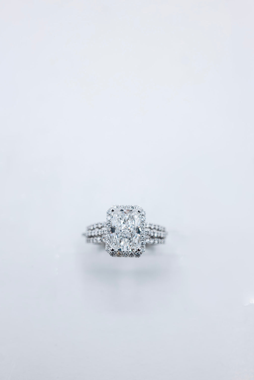 14K 3.346CTW Center Radiant Cut Lab Diamond Ladies Ring
