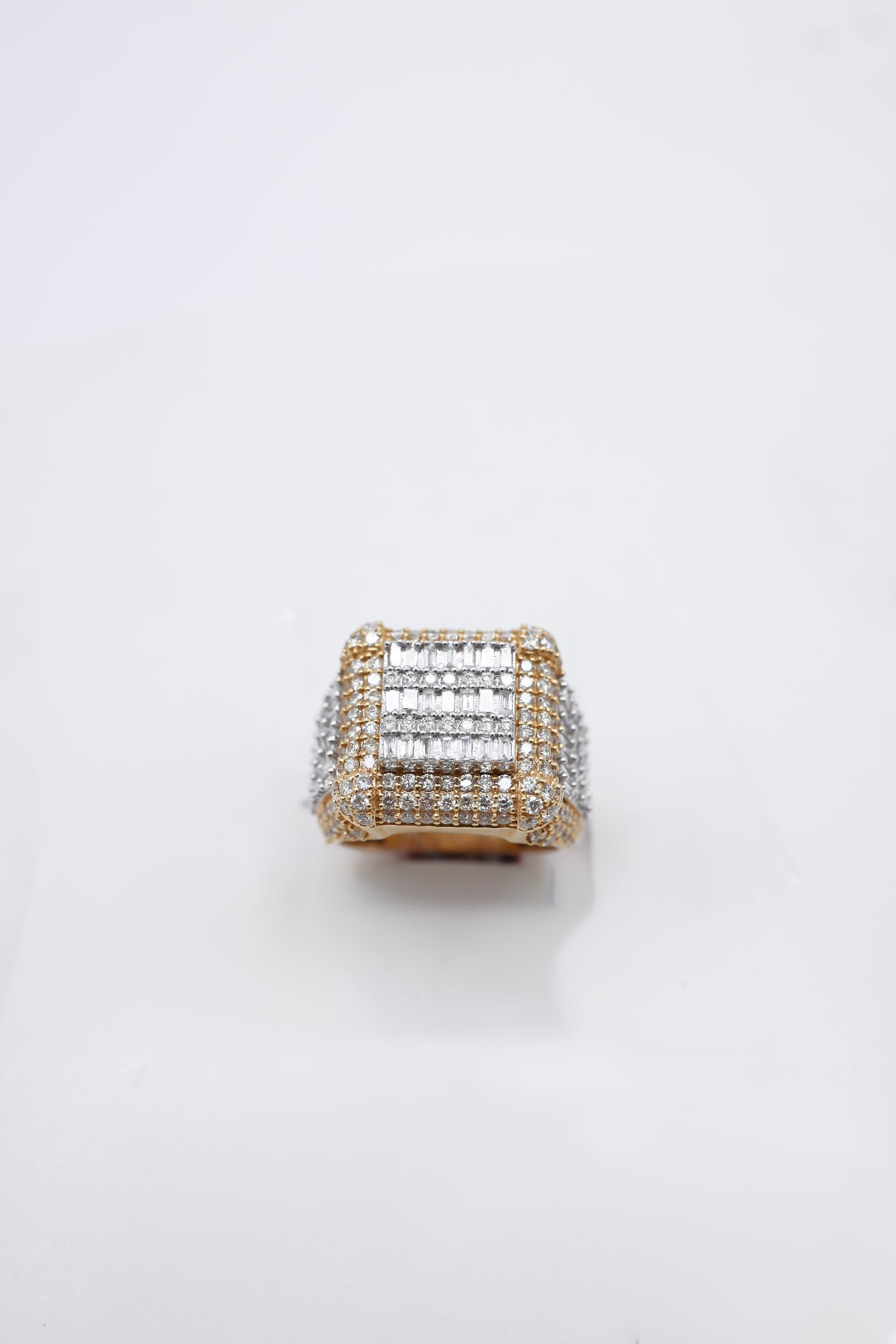 10K 3.76CTW D-Ring Mens Ring