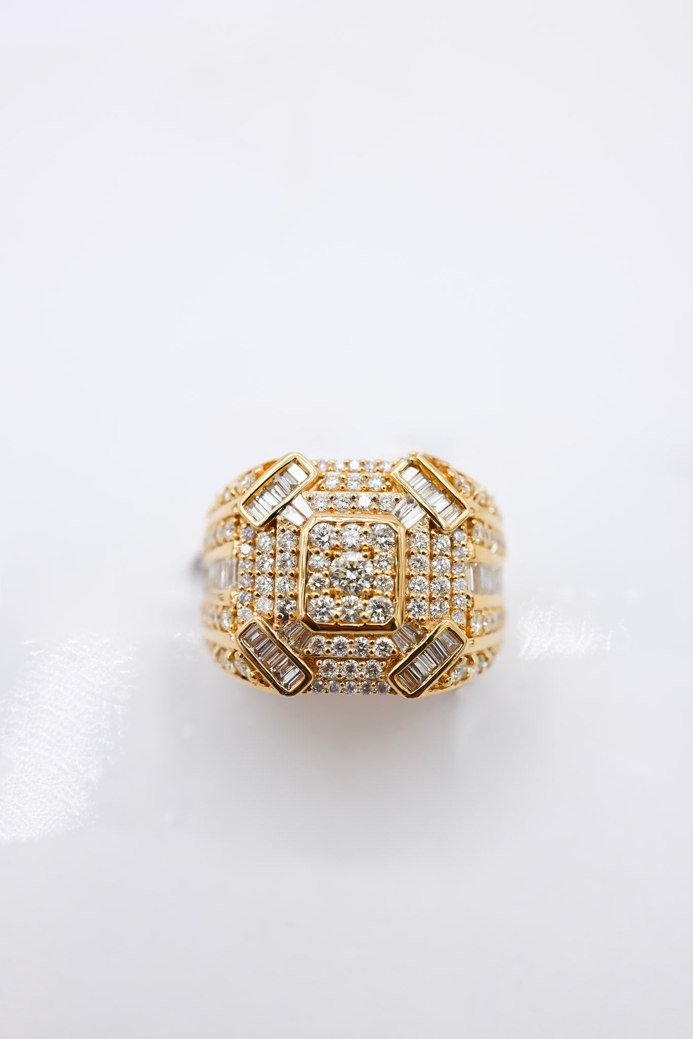 10K 2.91 CTW Mens Diamond Ring